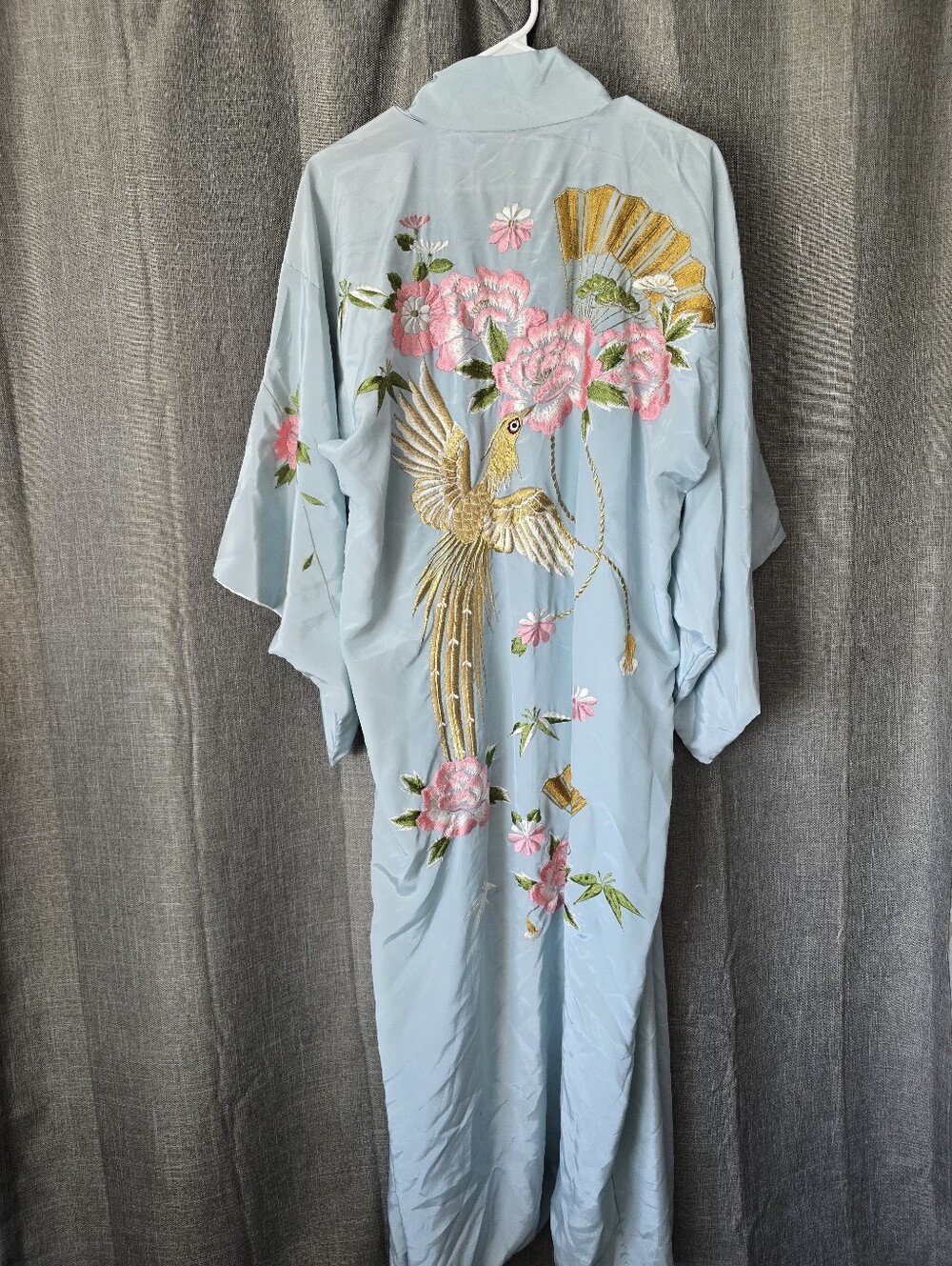 Vtg Best Quality Made In Japan Long Satin Heavily Embroidered Kimono Baby Blue